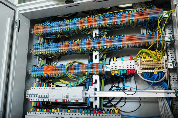 frabricacion de tableros electricos a medida